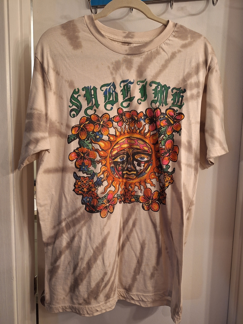 Sublime Tie-Dye Graphic Tee with Sun & Floral Print